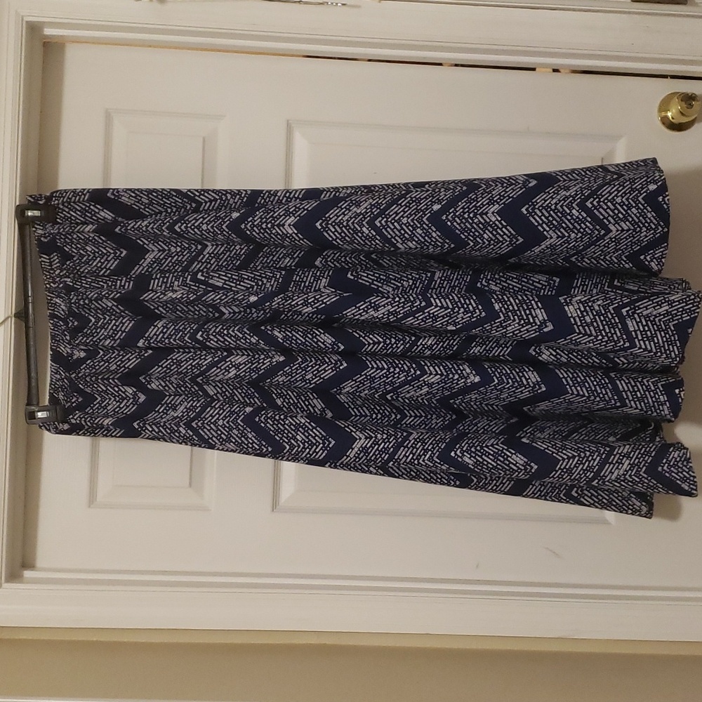 Magic  womens blue  and  white  maxi  skirt